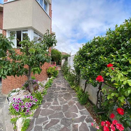 Casa Chalet Jardin Particular Ideal Grupos Y Familias Baranain Luaran gambar