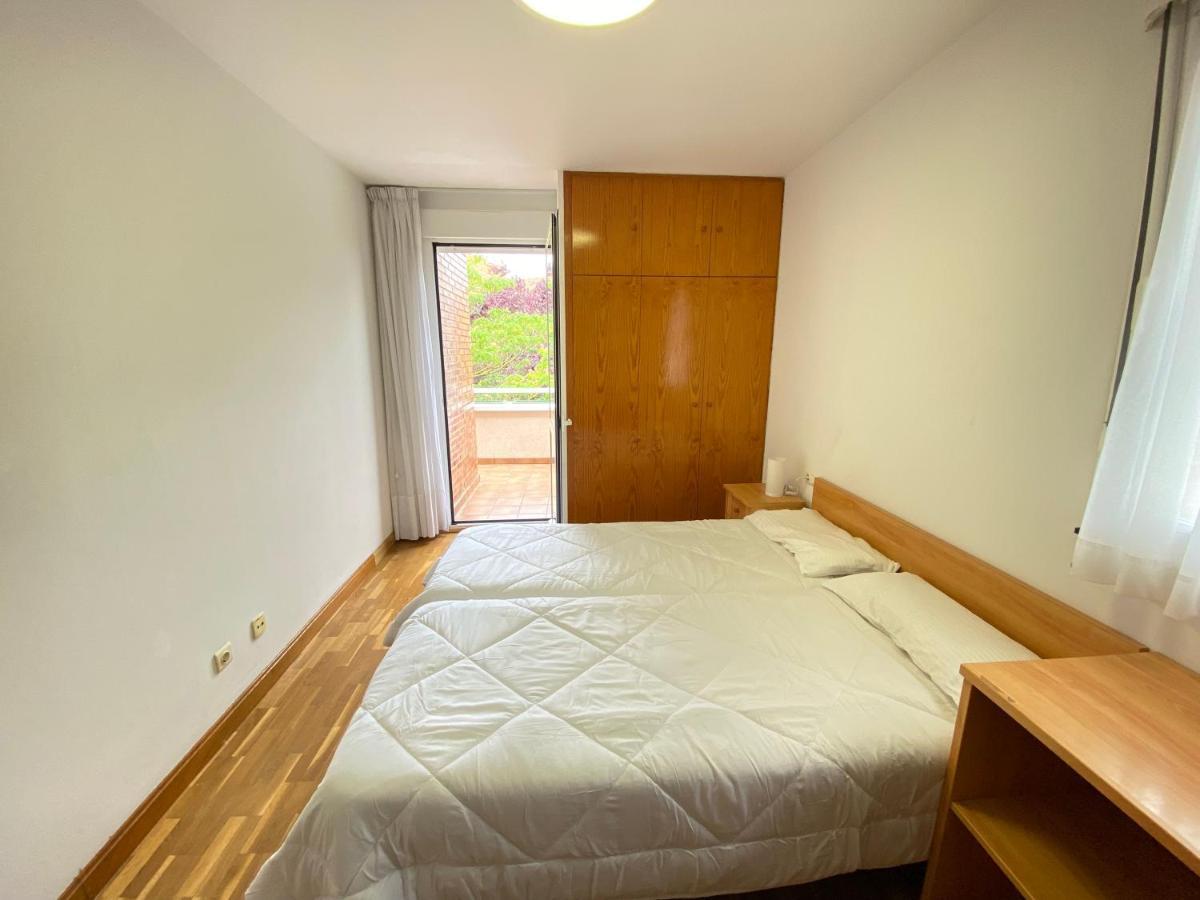 Casa Chalet Jardin Particular Ideal Grupos Y Familias Baranain Luaran gambar